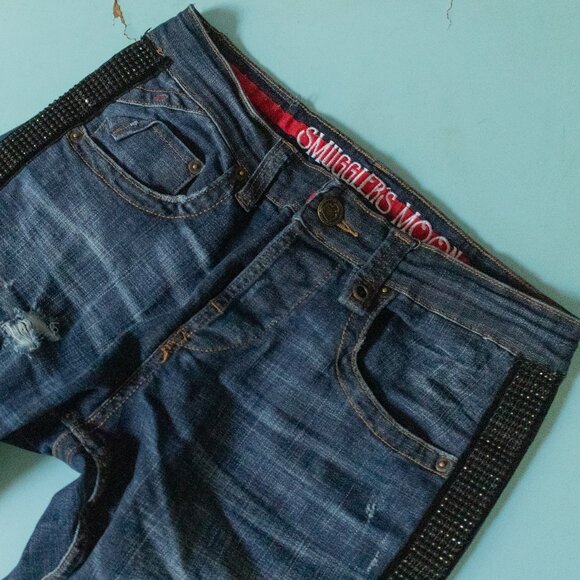 Smugglers Moon Rhinestone Distressed Slim Straight Jeans Size 30x32 - Picture 2 of 10